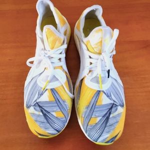 Adidas Pure Boost, size 8, athletic shoes.